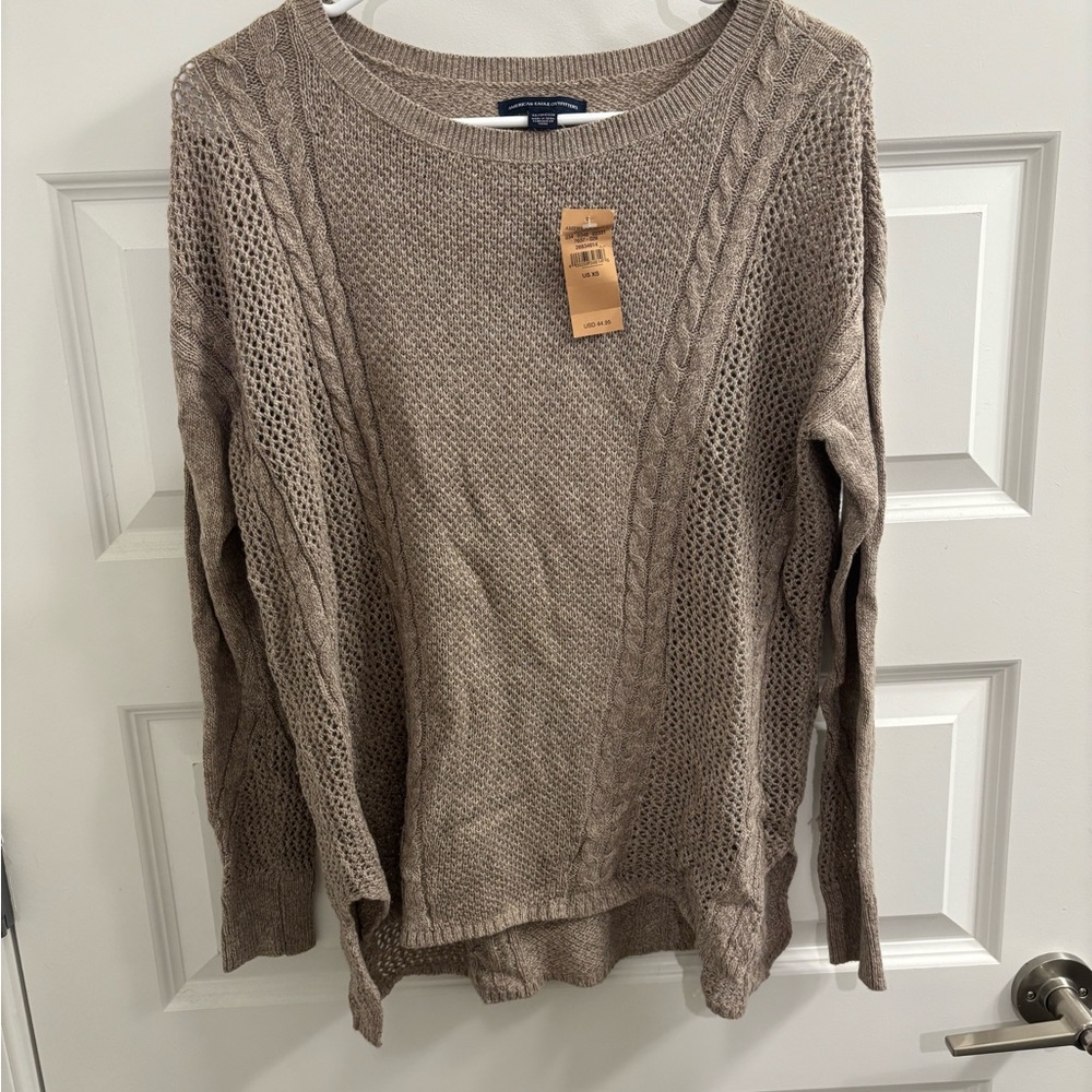 American Eagle NWT Women's Cable Knit Sweater - Brown